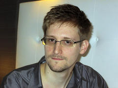 NSA leaker Edward Snowden’s path from security guard to security clearance